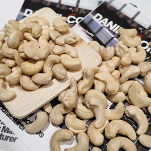 Fresh Halal Approved Vietnam W210 White Cashew <b>Nut</b> <b>Kernels</b> Meets Export Standard For Industrial Food Manufacturing Use - Product Image 2