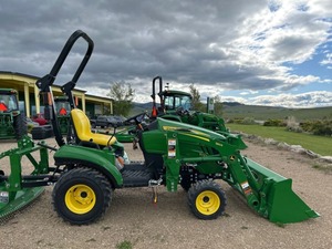 Tractor Compacto de Servicio Pesado 2026 1023E Z198451 de Alto Rendimiento para Suministro a Granel - Product Image 5