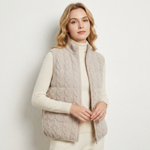 Chaleco Acolchado de Moda Urbana para Hombre y Mujer, Chaqueta de Invierno sin Mangas, Ligera, Cálida, Acolchada de Algodón, con Botones Florales - Product Image 1
