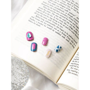 Daiso Korea Beauty Line 16 pz Kitsch Press punte unghie artificiali Kit unghie - Product Image 1