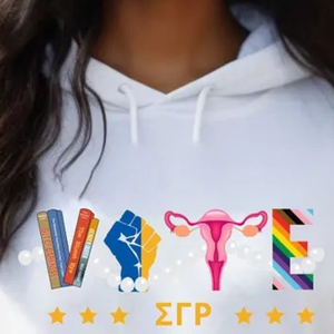 Sudadera con capucha blanca nueva para mujer, con estampado gráfico de hermandad griega, estilo pullover, con mensaje electoral, personalizada para el campus - Product Image 5