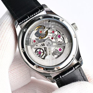 Montre mécanique automatique pour homme, élégante et romantique, avec bracelet en cuir de vachette, idéale pour les déplacements professionnels, petite montre à trois aiguilles. - Product Image 5