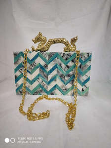 Sac à main en résine, couleur et design personnalisés pour les fêtes à domicile, les mariages, avec la meilleure qualité, pochettes de soirée de luxe indiennes, SOLDES - Product Image 6