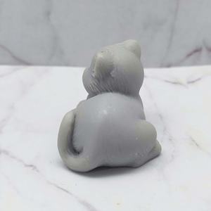 12 Scale <b>Mini</b> Plastic Resin Poly Cat for Dollhouse Decoration 2.4x3.4cm DIY Accessories - Product Image 3