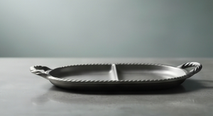 Bandeja de Servicio Metálica de Lujo de Dos Secciones con Borde de Cuerda Trenzada y Asas, Platos Ovalados para Aperitivos, Venta al por Mayor para Restaurantes y Eventos - Product Image 3