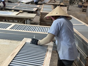 Traditional Wooden Shutters Solid Wood Louver Panels Barn Door Style for Interior Window Bathroom Bedroom Farmhouse Home Decor - Product Image 5