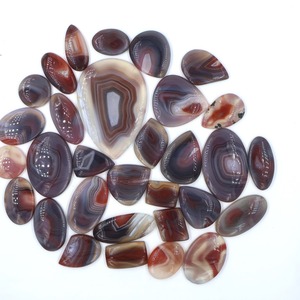 Cristales de Cabujón de Ágata de Botsuana Sueltos al por Mayor, Piedras Preciosas Naturales Rojas de 20-40 mm, Marca IRFAN GEMS, 100 g MOQ para la Fabricación de Joyas - Product Image 3