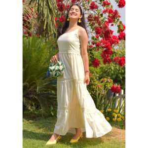 Vestido de Verano Blanco de Algodón - Transpirable con Tirantes Finos, Estilo Sencillo, Silueta Holgada, Cintura Natural, Talla XS para Ocio - Product Image 5