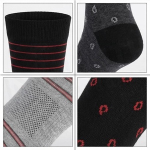 Crew <b>Socks</b> Striped And Dotted Pattern <b>Black</b> Gray Red Breathable For Adults Casual Wear Autumn Season - Product Image 4
