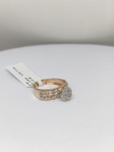 Bagues de fiançailles élégantes et légères pour femmes, diamants élégants en or rose cultivés en laboratoire, design à la mode - Product Image 4