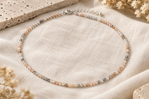 Collier en pierres naturelles facettées de 2 mm avec perles en alliage de cuivre, perles rondes délicates pour femmes, à porter en soirée, plaqué argent, Hinduisme - Product Image 2
