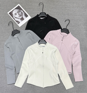 <span class=keywords><strong>Veste</strong></span> <span class=keywords><strong>polaire</strong></span> zippée intégrale pour <span class=keywords><strong>femme</strong></span>, col montant, coupe ajustée, douce et chaude, avec détails de coutures incurvées, plusieurs couleurs, pour yoga, gym, entraînement, course à pied - Product Image 1