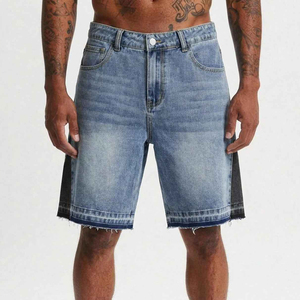 Pantalones Cortos de Mezclilla para Hombre, Diseño Personalizado con Paneles en Contraste, Lavado Claro, Dobladillo sin Rematar, Estilo Casual Urbano, Largura hasta la Rodilla, Algodón Orgánico, Tendencia de Verano - Product Image 5