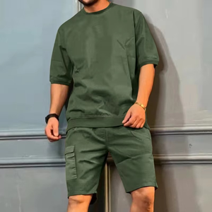 Ventes en gros de ensembles courts pour hommes, tenues en 2 pièces, ensembles décontractés d'été, t-shirt et short pour hommes - Product Image 4
