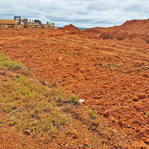 Factory Direct Sell <b>Bauxite</b> Aluminum <b>Ore</b> with Best Price Market Export From Chu Lai Port Vietnam - Product Image 5