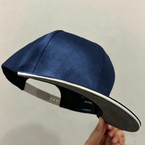 Casquette de baseball Proventure Industry de haute qualité OEM, en daim 3D effet sandwich, à visière plate, 6 panneaux, ajustée, personnalisable, style vintage - Product Image 2