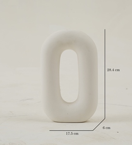 Vase en céramique Art Déco minimaliste, finition mate, design côtelé, écologique, fait main, décoration de table, 8-16 pouces de haut, 4-8 pouces de diamètre - Product Image 2