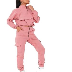 ชุดนักวิ่งผ้าฝ้ายแบบเรียบสำหรับฤดูหนาวสไตล์ใหม่มีซิปด้านหน้าครึ่งกระเป๋ามีซิประบายอากาศกันลมกำหนดสีได้เอง - Product Image 1