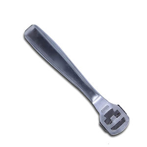 Coupe-callosités et cors en acier inoxydable de qualité supérieure avec manche métallique – Éliminateur de peaux mortes pour soins personnels - Product Image 4