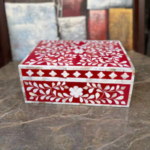 Caja de Joyas con Incrustaciones de Hueso Hecha a Mano – Regalo Tradicional para Bodas y Festividades - Product Image 4