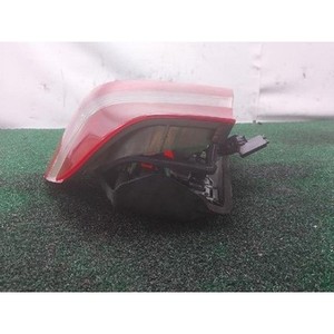 Feu arrière droit d'origine pour BMW Série 3 E46 2000-2005, référence 6910532 - Product Image 2