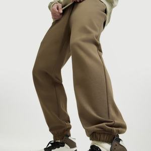 Pantalon de survêtement marron pour homme, taille élastique, poches latérales, respirant, en coton tricoté, idéal pour l'automne - Product Image 1