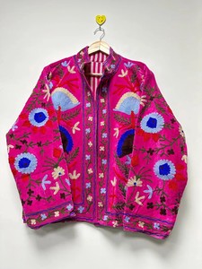 เสื้อแจ็คเก็ตปักลายซูซานีทำมือ งานฝีมือเอกลักษณ์เฉพาะตัว สไตล์ชาติพันธุ์ วินเทจ  ชิ้นงานศิลปะจากช่างฝีมือ - Product Image 3