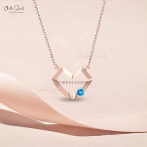 Collier en topaze bleue suisse naturelle taille brillant 0,24 carats avec barre de diamants G-H sertie pavé en or véritable 14 carats, cadeau pour la Journée de la Femme - Product Image 1
