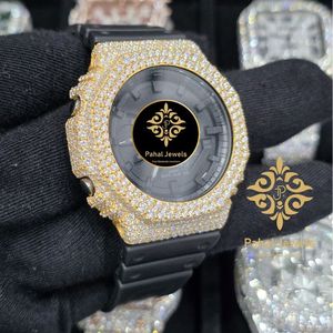 Reloj de cuarzo con incrustaciones de diamantes, esfera negra, tono dorado, resistente al brillo, reloj de pulsera para hombre - Product Image 2
