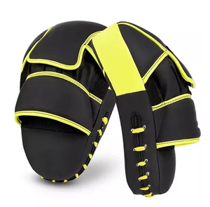 Guantes de Entrenamiento Focus Mitts al por Mayor para Clubes de Boxeo, Gimnasios, Centros de Fitness y Uso Deportivo, Guantes Focus Mitts Negros y Amarillos de PU Elástico - Product Image 4
