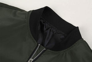 Proveedor de Ropa Urbana OEM, MOQ Bajo, Chaqueta Cortavientos Informal Delgada, Estilo Hip Hop, Cintura Ajustada, Corte Holgado, Chaqueta Bomber para Hombre - Product Image 5