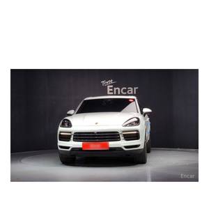 Porsche Cayenne 3.0 2024/5 con Caja de Cambios Automática, Asientos de Cuero, Cámara Trasera, Solo 29,871 km, Volante a la Izquierda - Product Image 3