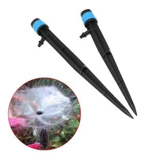 Arroseurs en plastique à engrenages 360° à installation rapide avec goutteur compensateur de pression en PP pour l'irrigation des fermes et des jardins - Product Image 4