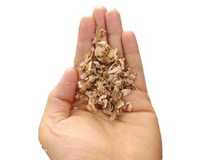 Granulés de bois de pin du Vietnam de qualité supérieure 15 mm – Sciure traitée super douce pour litière animale, fermes d'élevage et engrais organique - Product Image 4