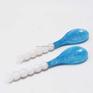 Juego de servidor de ensalada Allure con nuevo diseño, cubiertos con patrón de remolino de resina para vajilla de fiesta de boda, decoración del hogar, cucharas UCI - Product Image 1