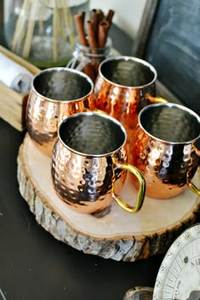 Ensemble de tasses à Moscow Mule en cuivre, couleur émeraude, réutilisables, faites à la main, finition premium - Product Image 2