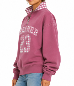 เสื้อสเวตเชิ้ตผู้หญิงสีชมพูแบบซิป ¼ ตัว พร้อมลายปัก Plaid Dreamer 23 ผ้าฟลีซ คอตั้ง ทรงปกติ ใส่ได้ในฤดูใบไม้ร่วง - Product Image 2