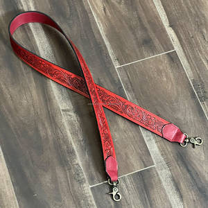 Nouvelle Collection 2026 : Sangle de Remplacement et Accessoires pour Appareil Photo en Cuir Véritable Rouge, Faits Main, Gravés, Robustes et Durables - Product Image 6