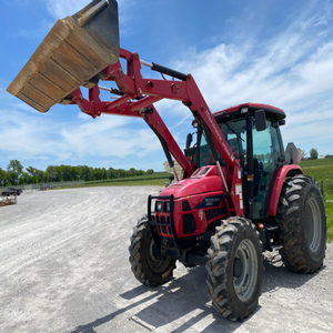 Tracteur Mahindra 4x4 d'occasion de qualité supérieure pour les besoins agricoles, moteur diesel puissant, commande hydraulique fluide, efficace - Product Image 4