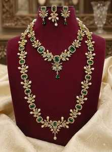 New Ad Stainless Steel Gold Plated Crystal Rhinestone Flower Design Wedding Jewelry Women's Classic Style Latest Designed <b>Set</b> - Product Image 4