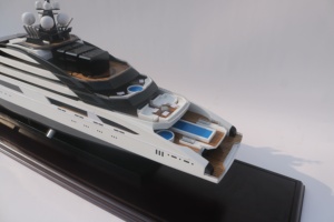 SPEED BOAT MODEL LURSSEN OPUSS LUXURYY YACHT-HANDICRAFT WOODEN MODEL BOAT ECO-FRIENDLY CUSTOMIZED HOME DECORATION - Product Image 3