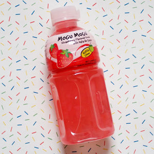 Bebida de jugo de frutas con sabor a chicle Mogu Mogu con Nata de Coco 320ml - Product Image 6