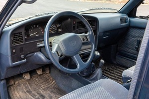 รถกระบะโตโยต้า Xtra-Cab SrR-5 4x4 ปี 1992 มือสอง - Product Image 3