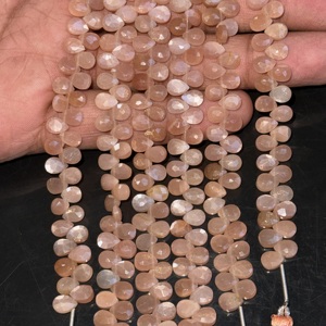 Natural <b>Peach</b> Moonstone Faceted Pear Shape Briolette Beads 5x7 MM Moonstone Loose Gemstone Beads For Jewelry Making in Bulk - Product Image 4