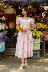 ชุดเดรสแม็กซี่สีชมพูพีทัลเกรซ บลัชบิวตี้แม็กซี่เดรส โรสชาร์มแม็กซี่ พริตตี้พิงค์บลูมแม็กซี่ สวีทบลอสซั่มแม็กซี่เดรส ซอฟท์พิงค์แม็กซี่ - Product Image 2