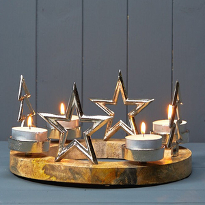 Decoración Navideña, Corona Metálica con Árbol y Renos, Centro de Mesa con Portavelas para Velas de Té y Base de Madera de Mango - Product Image 2