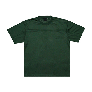 เสื้อยืดแฟชั่นสตรีทฟุตบอล คอวี แขนสั้น ทรงปกติ ผ้าโพลีเอสเตอร์ตาข่าย 100% สีเขียวเข้ม ระบายอากาศได้ดี ลดราคาพิเศษ - Product Image 1