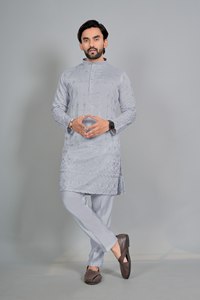 Conjunto de Kurta y Pijama de Seda y Algodón Tradicional Premium para Hombre, Ropa Étnica India para Bodas y Festivales, Precio al por Mayor - Product Image 3