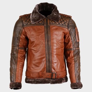 Chaqueta de aviador de cuero marrón desgastado con capucha de piel sintética y hombros acolchados - Product Image 1