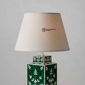 Lampe de table de luxe en os vert incrusté avec abat-jour beige |   Éclairage de chevet floral artisanal - Product Image 4